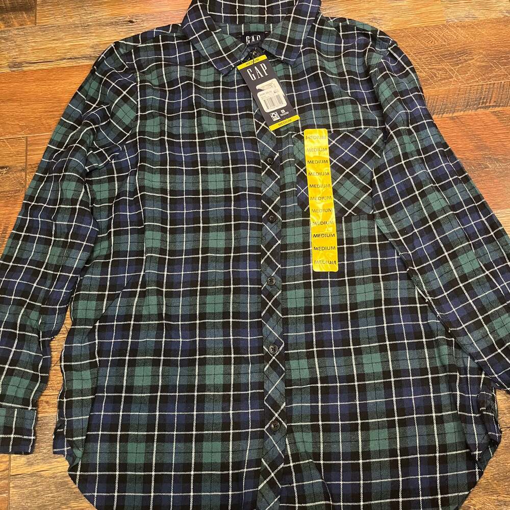 Gap Women's Medium Plaid Long Sleeve Button-down Shirt